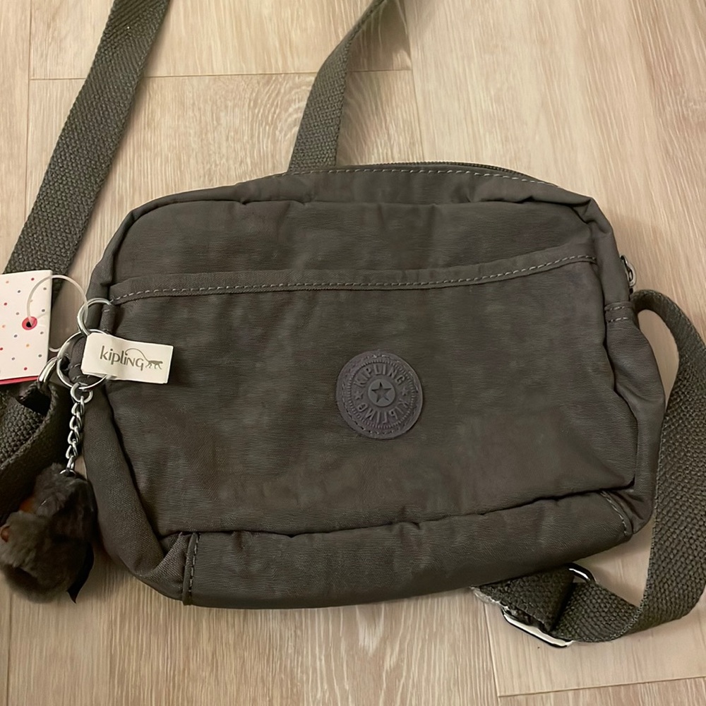 Never used new Kipling bag